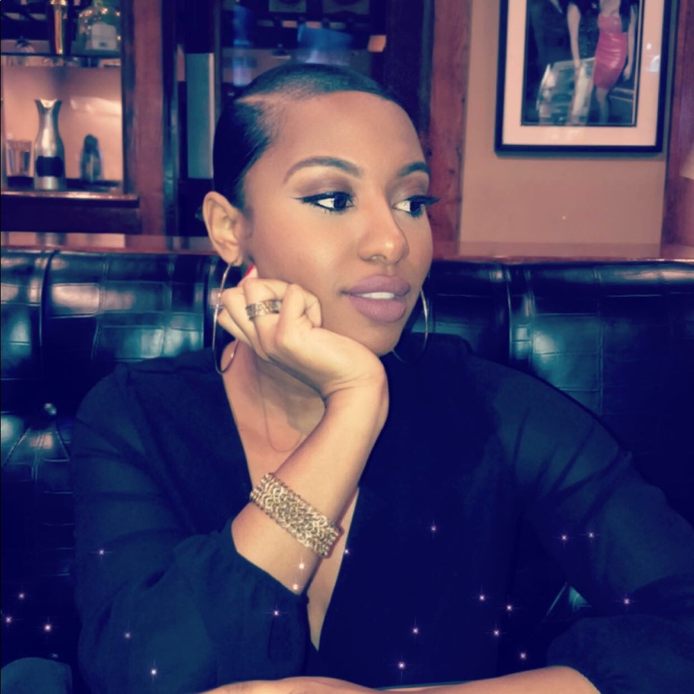 Meet your Posher, Janice